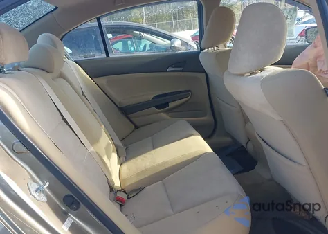 2010 Honda Accord 2.4 Lx из США, поврежденный, VIN 1HGCP2F34AA008010